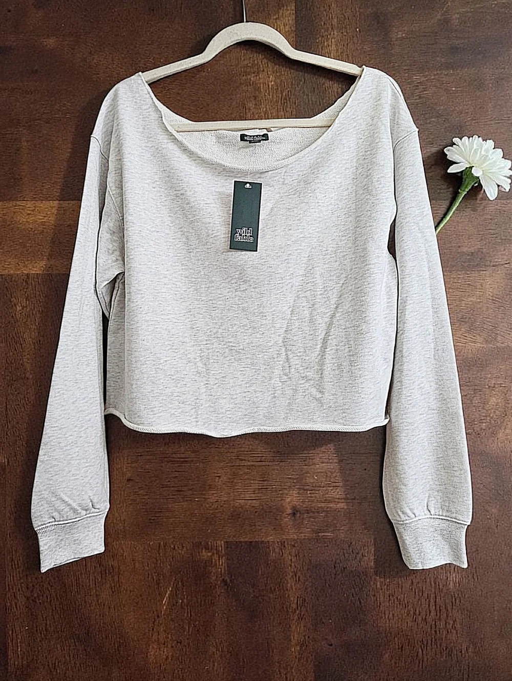 Wild Fable Cotton Blend Off the Shoulder Cropped Heather Grey Sweatshirt NWT - Picture 1 of 3